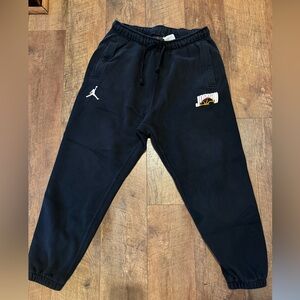 Men’s Jordan Sweatpants (Large)